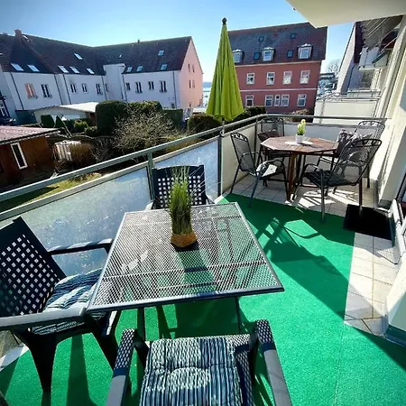 Am Yachthafen Mueritz *