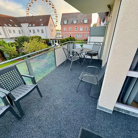 Am Yachthafen Mueritz شقة