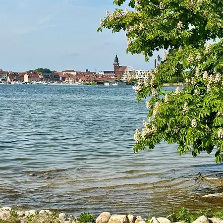 Am Yachthafen Mueritz Apartament *